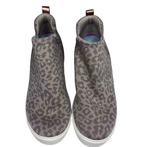 Ryka Vera Sneaker in Camel Brown Leopard Size 9 - Picture 5 of 12